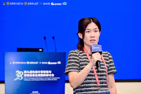 Selected Conference Photo 24